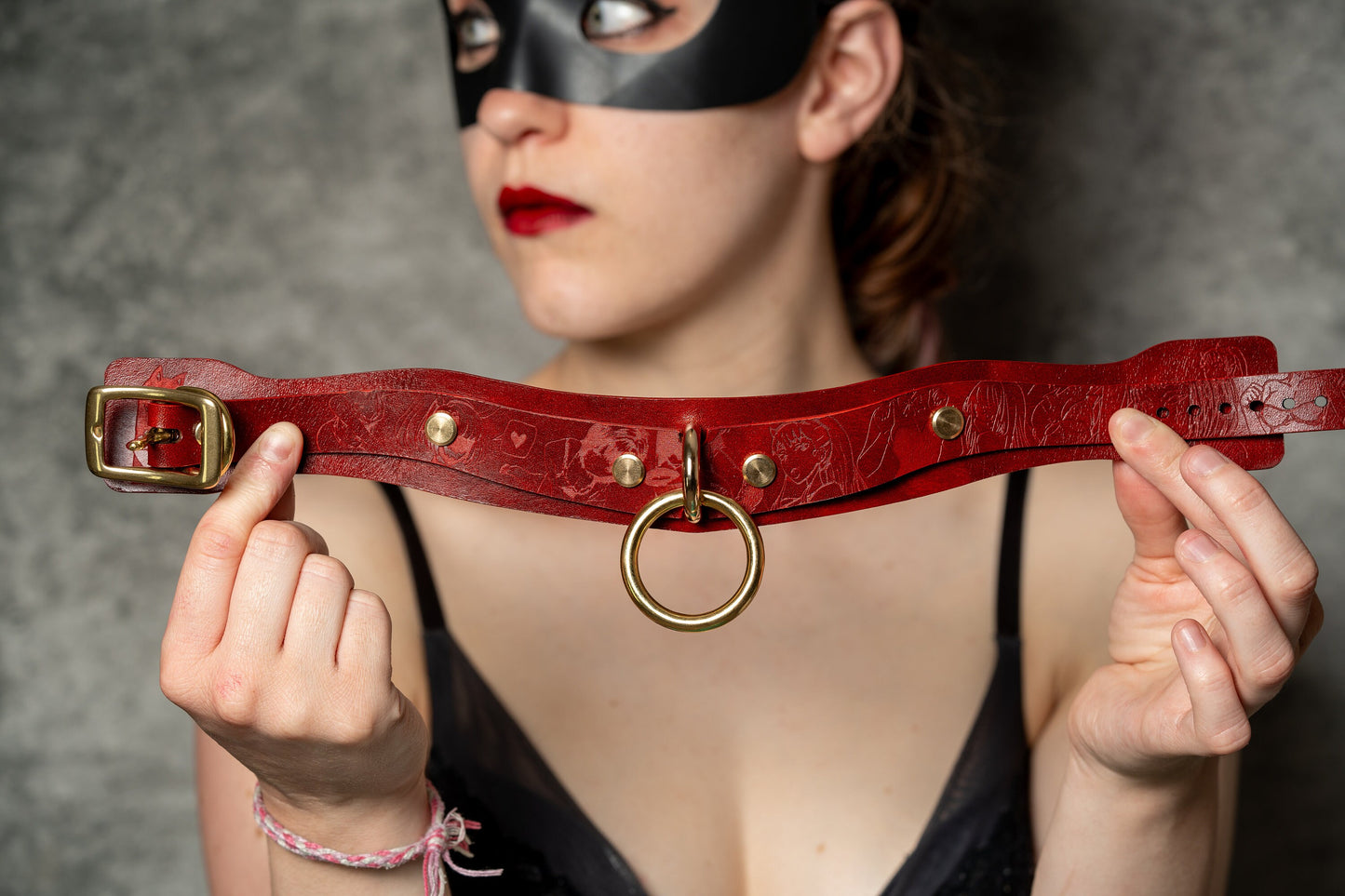 BDSM heavy duty leather collar/choker fetish collar submissive collar